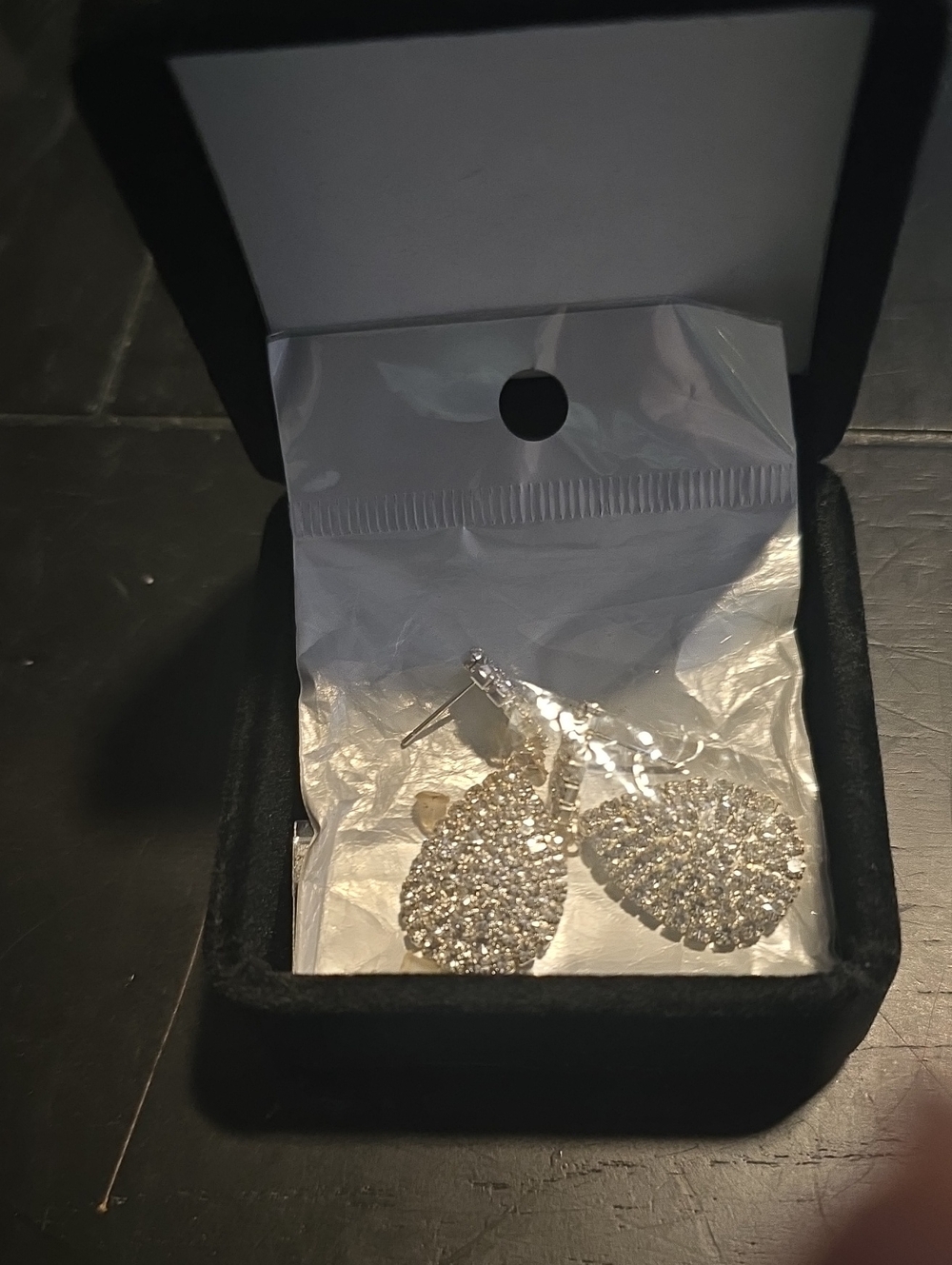 Sparkling Teardrop Crystal Drop Earrings - Silver